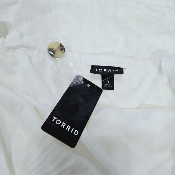 Torrid - L/12 Ivory Textured Button Tiered Shirred Hem Skater Dress. Plus size - Picture 8 of 8